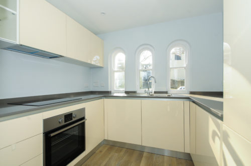 12 The Crescent, Plymouth - Kitchen